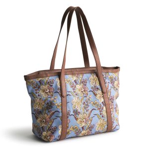 Hathaway Tote Bag-Begonia fields in Oxford canvas